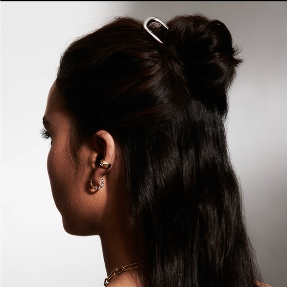 Deborah Pagani Small Gold Hair Pin - Picture 2 of 6